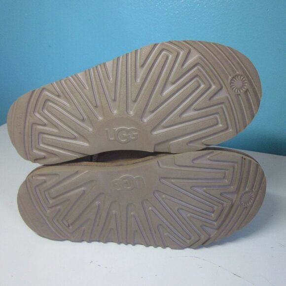 Ugg Bailey Bow II Boots Size 4 -EU 36 - Perfect Condition - Picture 8 of 12